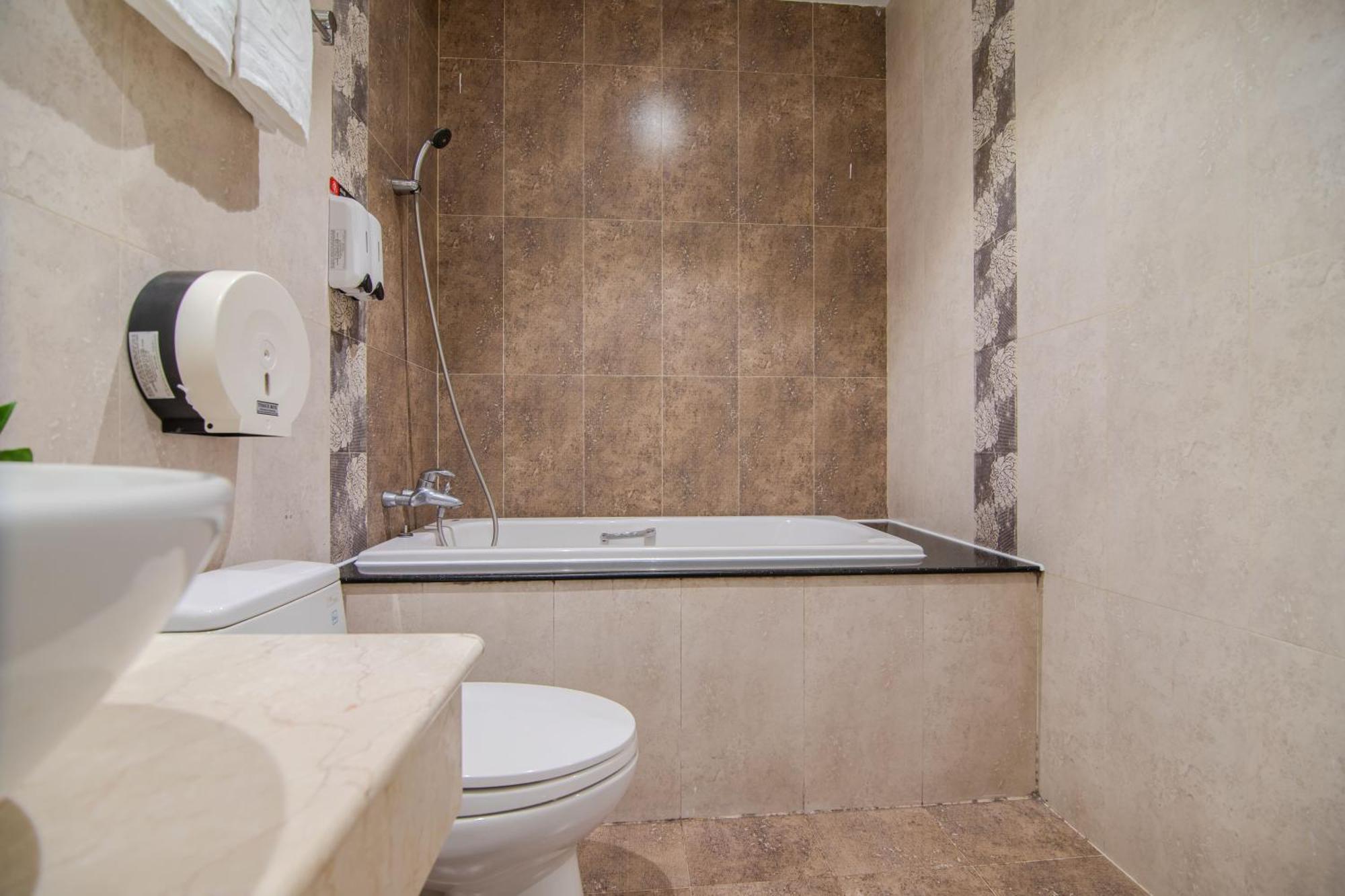 הו צ'י מין סיטי Bin Bin Hotel 6 - Near Secc D7 מראה חיצוני תמונה